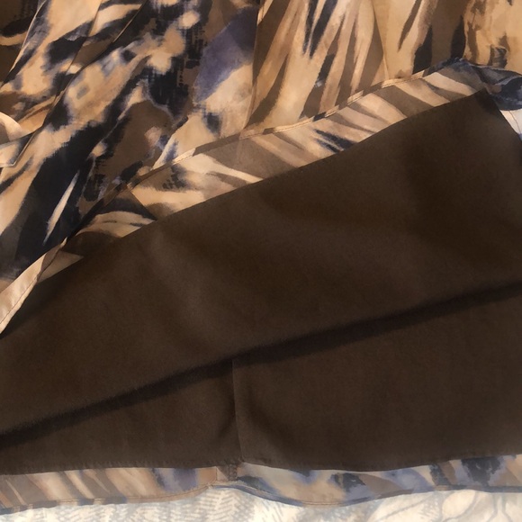 Ann Taylor size 6 dress. Brown/navy/beige pattern. Optional sash. - Picture 7 of 8